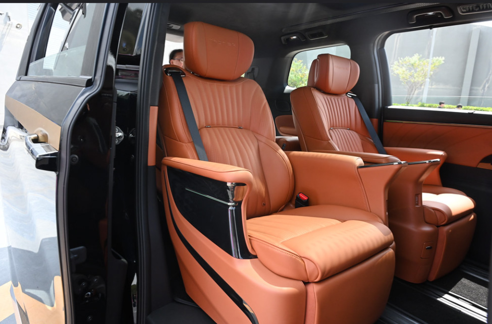 GAC E9 Interior